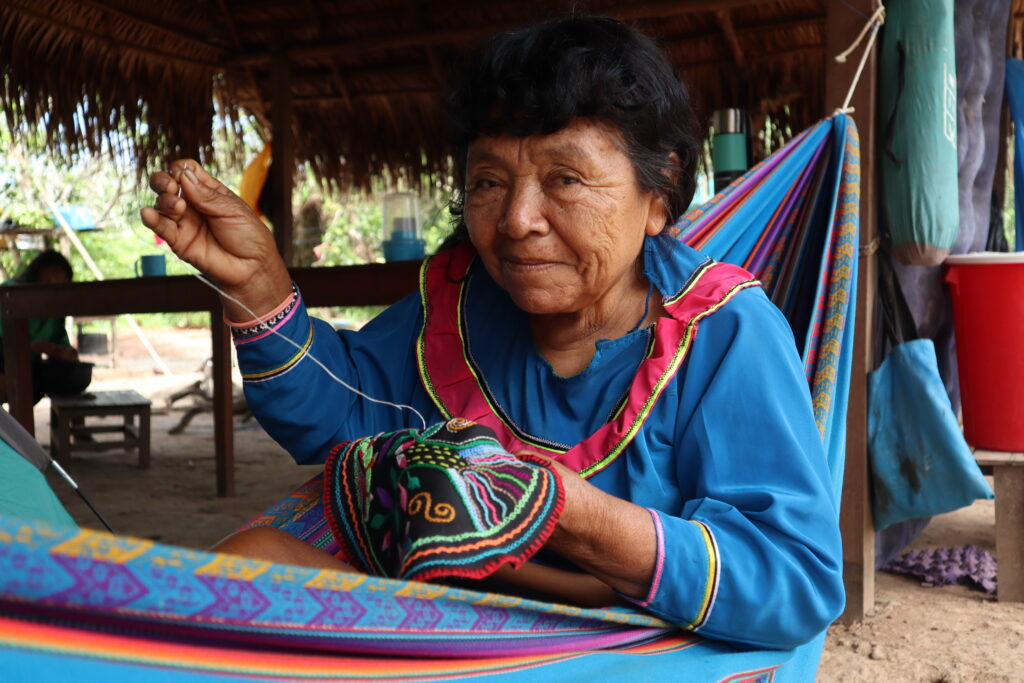 Robertina Mahua Shipibo healer Peru ceremony