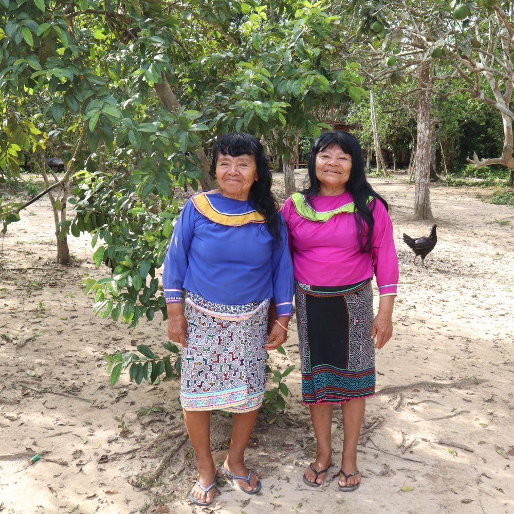 Robertina and Delia Mahua